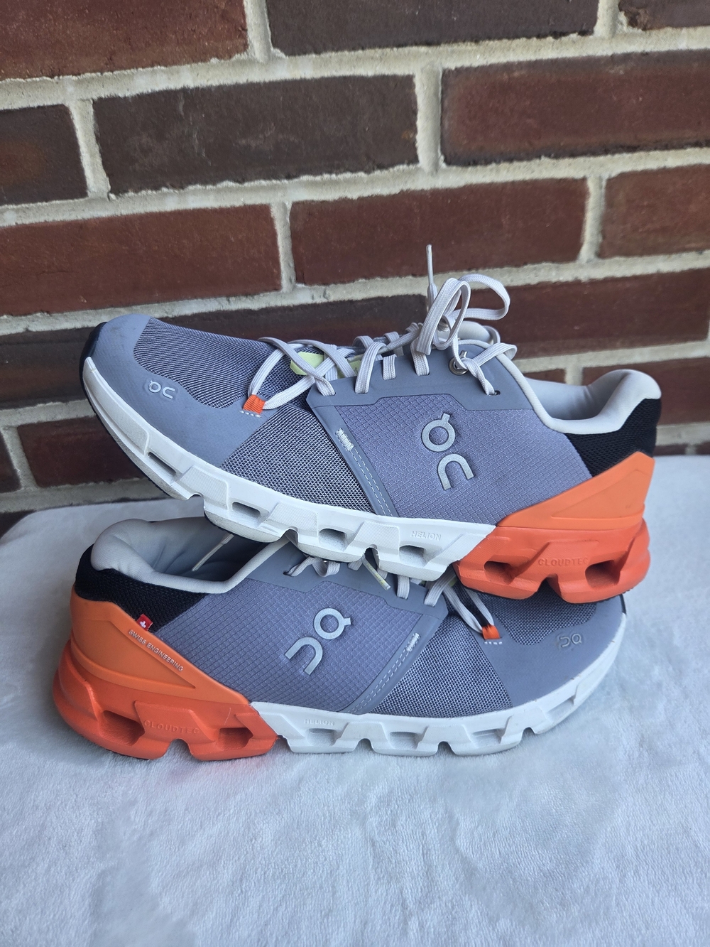 On Cloudflyer 4 Running Shoes Gray Orange Men's Size 10 Swiss Engineering